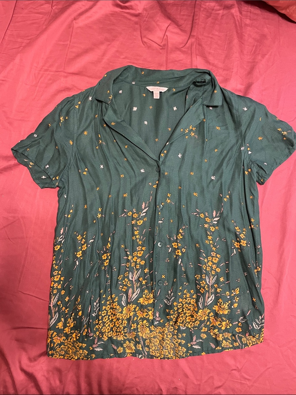 Women’s Green Floral Button-Front Top